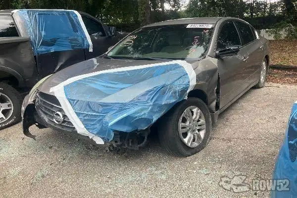Photo of 2011 Nissan Altima