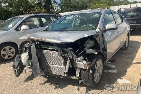 Photo of 2014 Nissan Versa