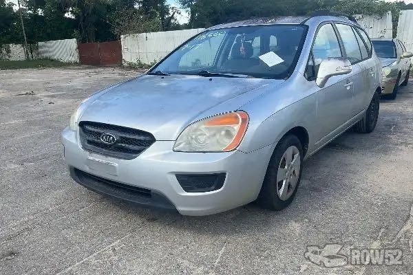 Photo of 2010 Kia Rondo