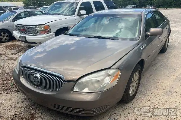 Photo of 2006 Buick Lucerne