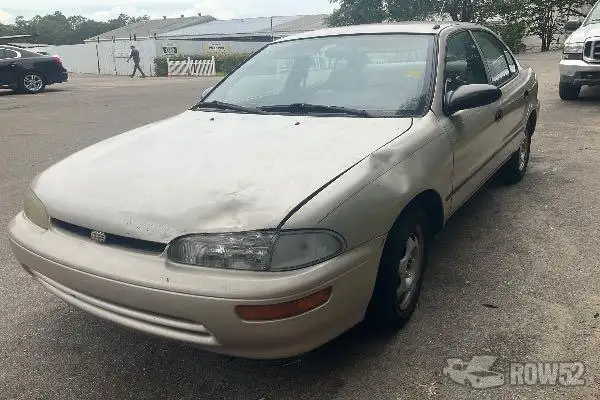 Photo of 1995 Geo Prizm