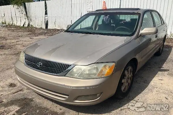 Photo of 2000 Toyota Avalon