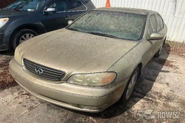 Photo of 2002 Infiniti I35