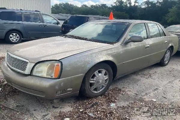 Photo of 2003 Cadillac Deville
