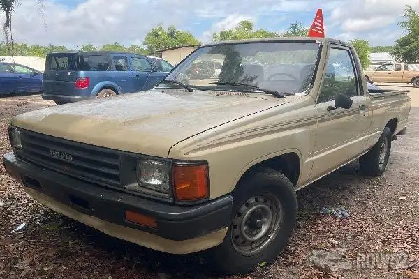 Photo of 1987 Toyota Pickup