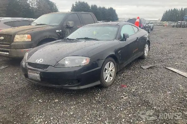 Photo of 2005 Hyundai Tiburon