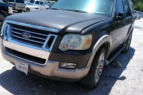Photo of 2006 Ford Explorer