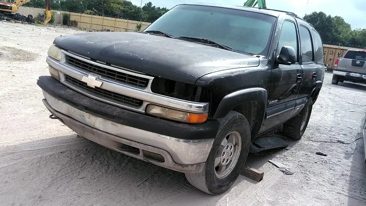 Photo of 2002 Chevrolet Tahoe
