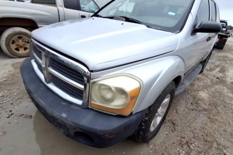 Photo of 2005 Dodge Durango