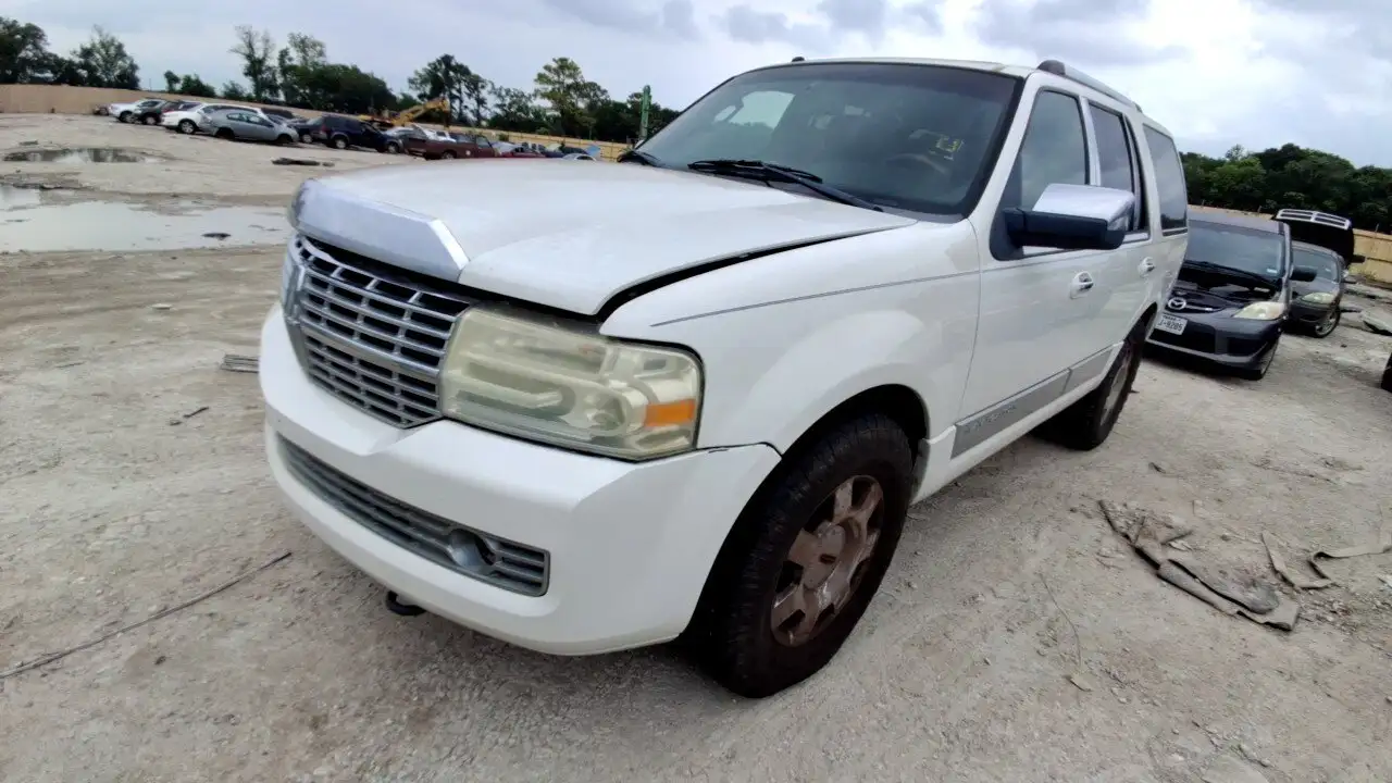 Photo of 2008 Lincoln Navigator