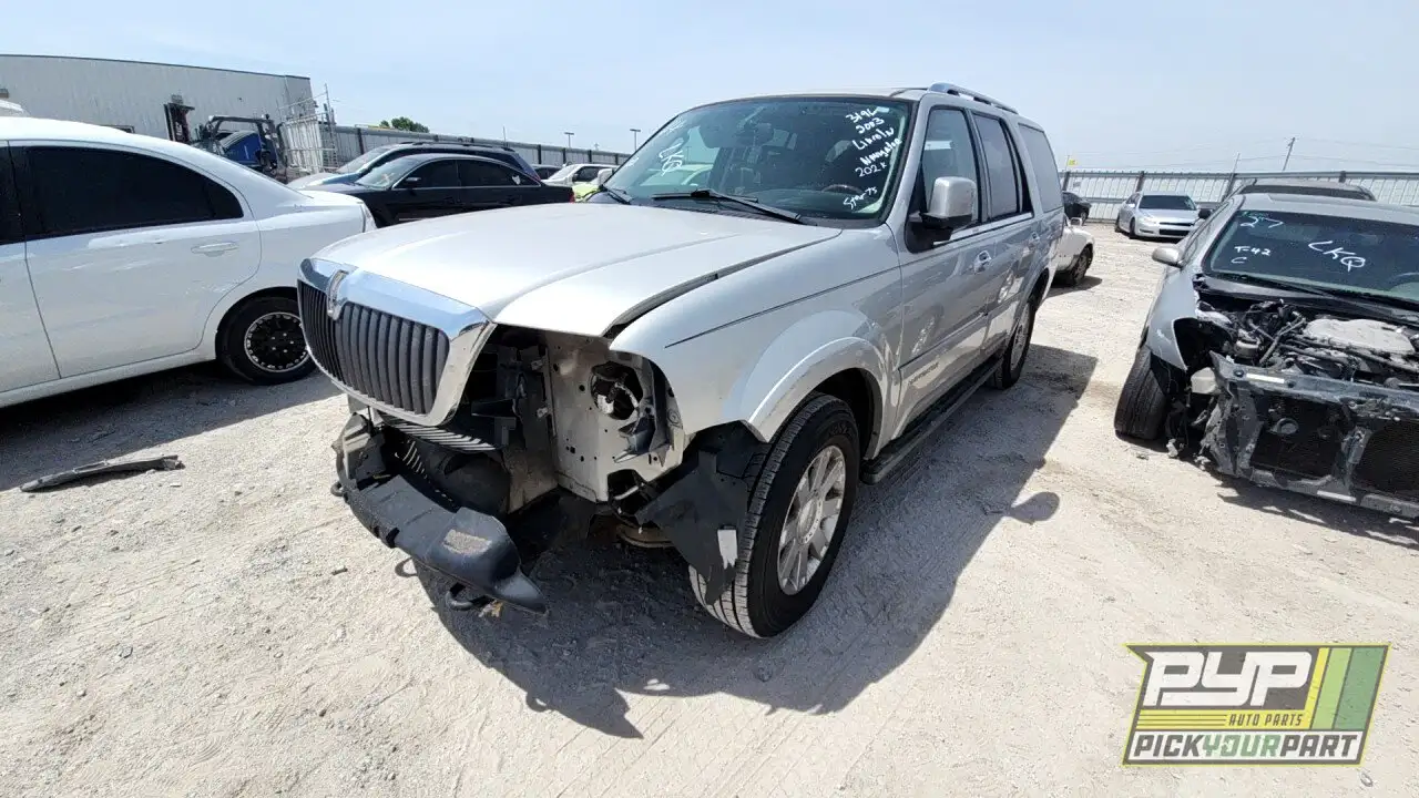 Photo of 2003 Lincoln Navigator