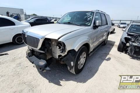 Photo of 2003 Lincoln Navigator
