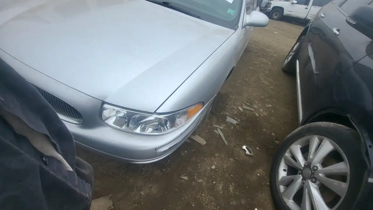 Photo of 2001 Buick Lesabre