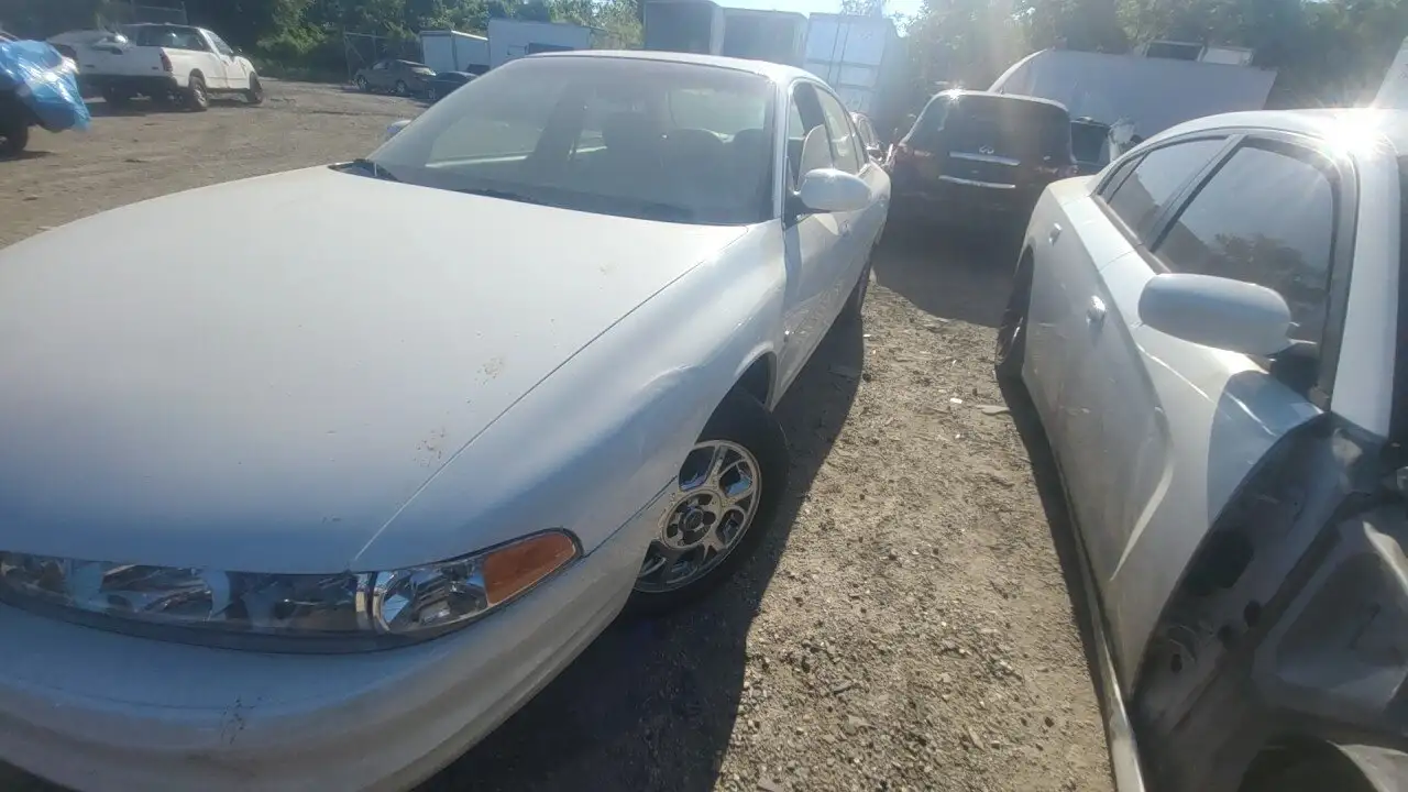 Photo of 2001 Oldsmobile Intrigue
