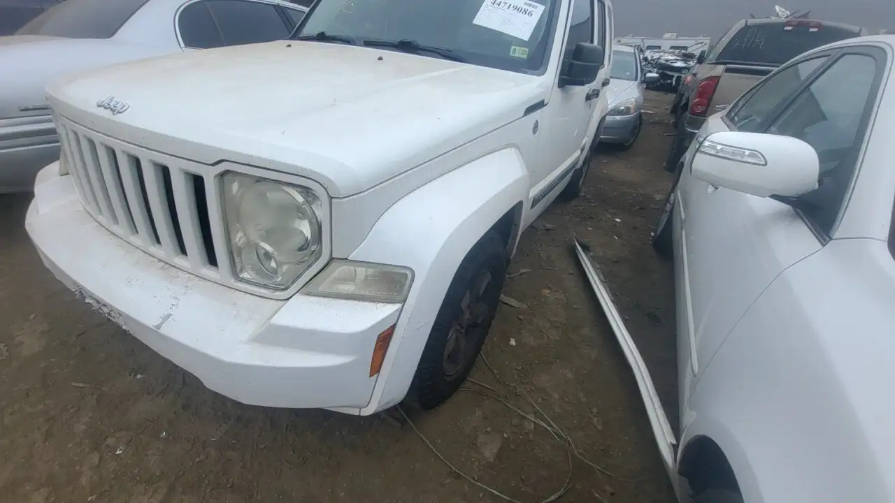 Photo of 2008 Jeep Liberty
