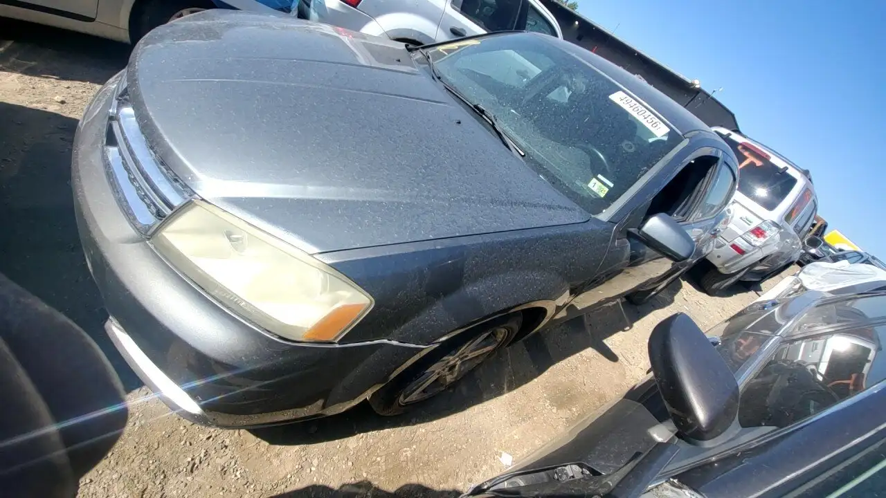 Photo of 2012 Dodge Avenger