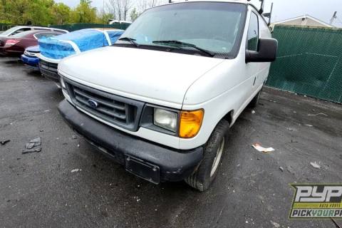 Photo of 2006 Ford E-150