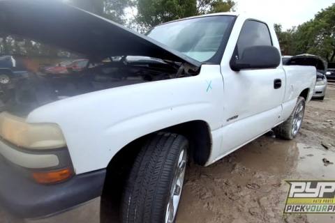 Photo of 2000 Chevrolet Silverado 1500