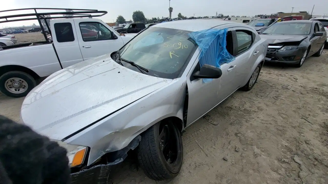 Photo of 2011 Dodge Avenger