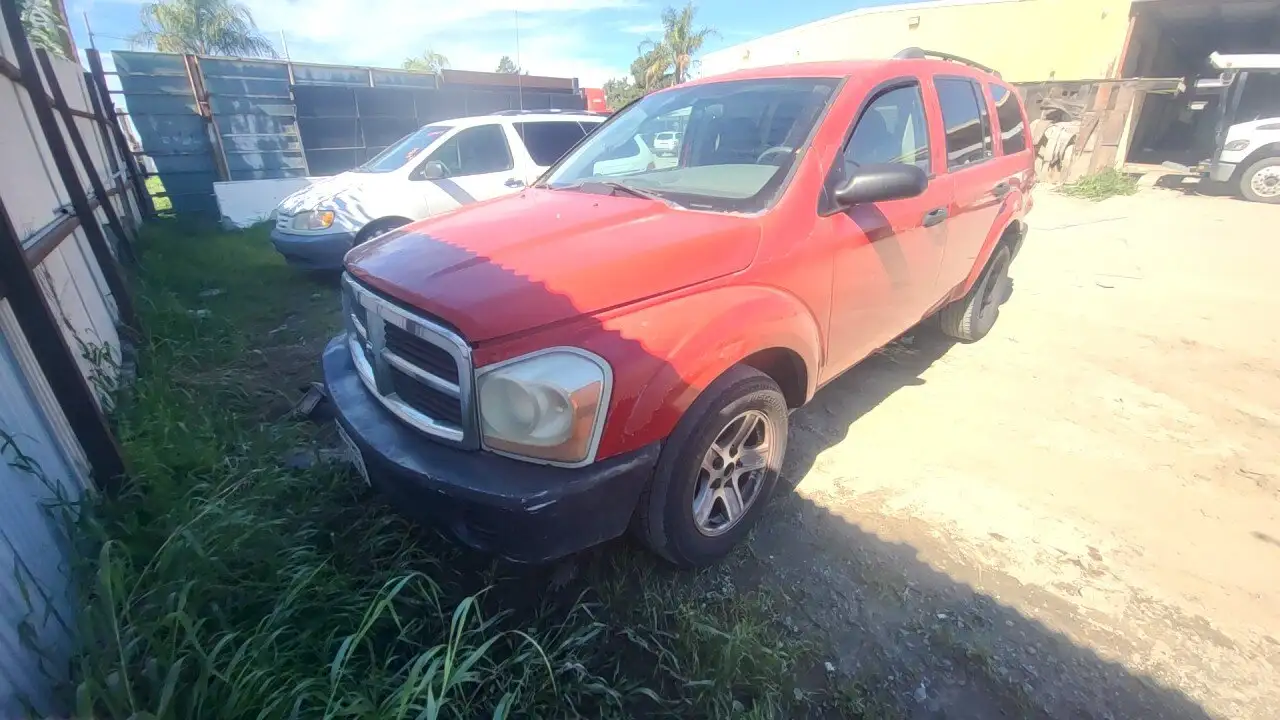 Photo of 2004 Dodge Durango