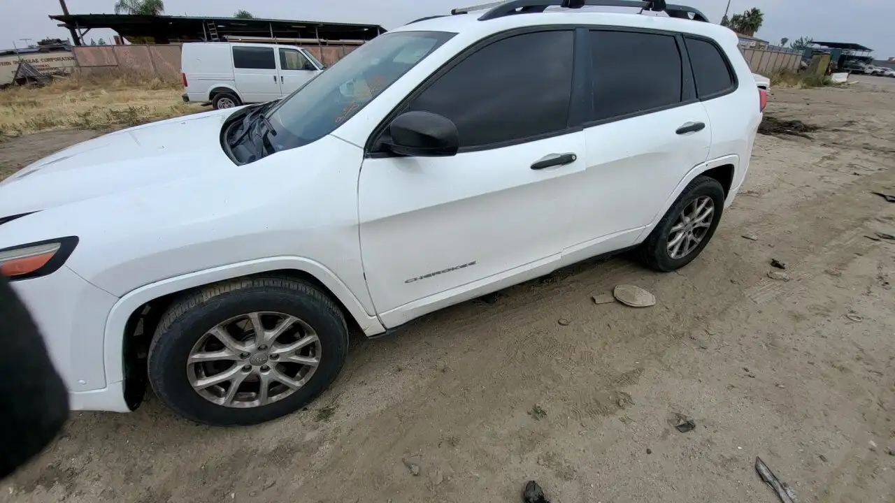 Photo of 2017 Jeep Cherokee