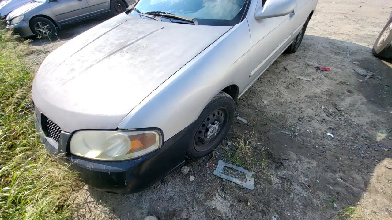 Photo of 2004 Nissan Sentra