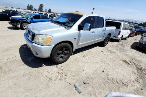 Photo of 2004 Nissan Titan