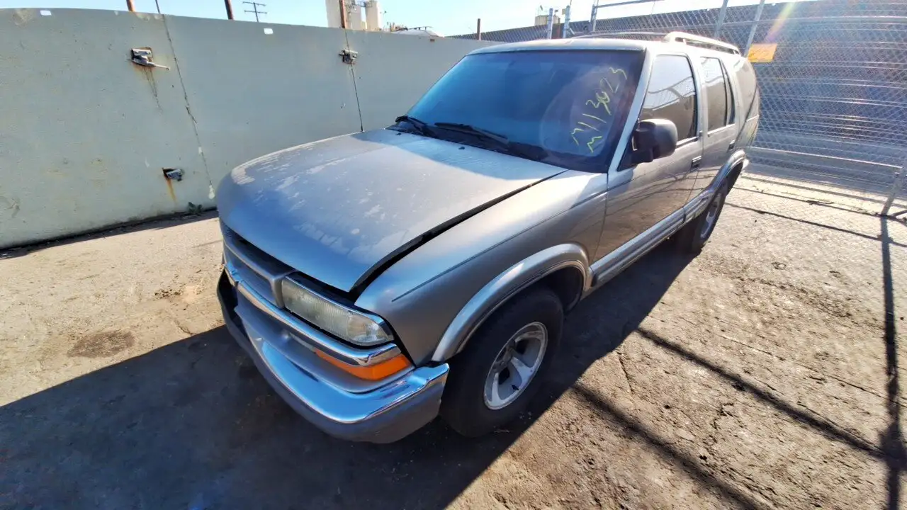Photo of 2000 Chevrolet Blazer