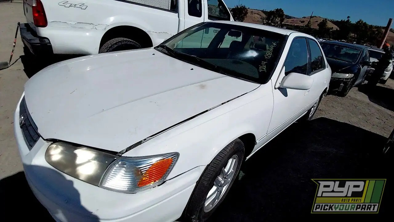 Photo of 2000 Toyota Camry