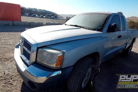 Photo of 2005 Dodge Dakota