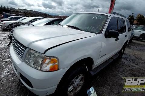 Photo of 2005 Ford Explorer