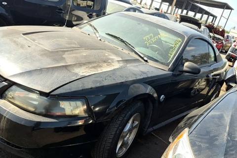 Photo of 2004 Ford Mustang