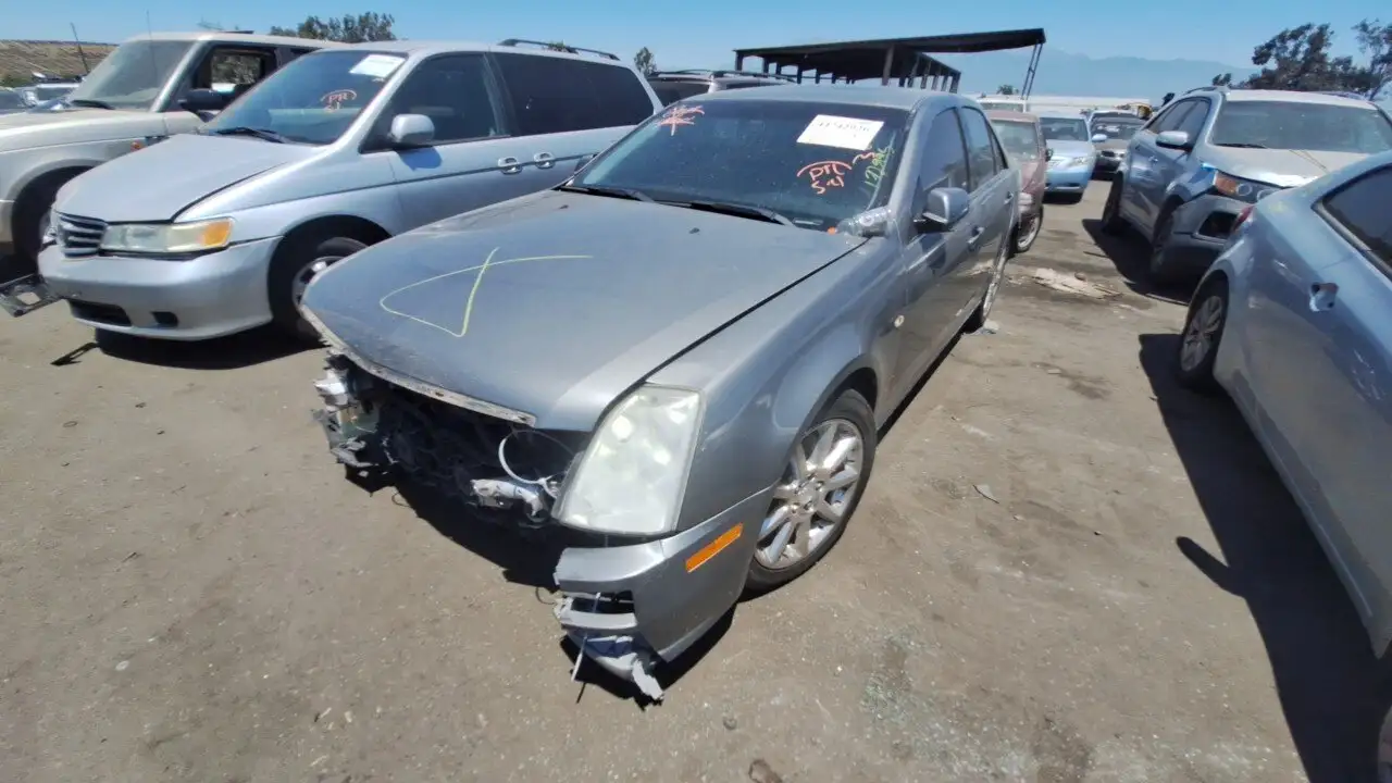 Photo of 2005 Cadillac Sts