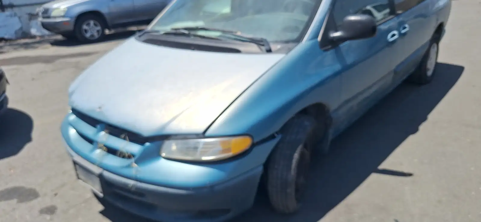 Photo of 1999 Dodge Caravan