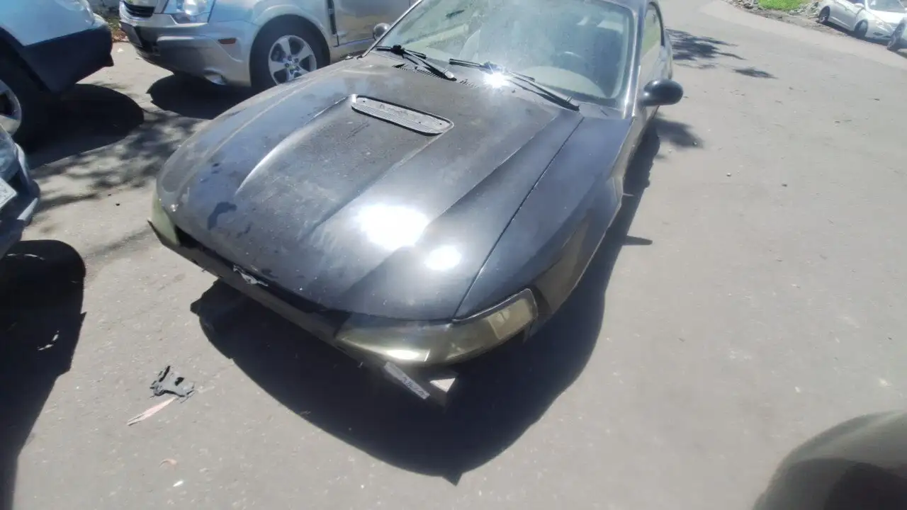 Photo of 2002 Ford Mustang