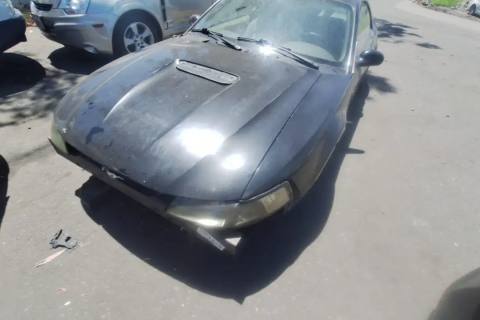 Photo of 2002 Ford Mustang