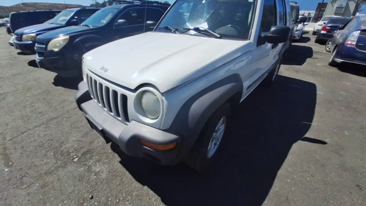 Photo of 2004 Jeep Liberty
