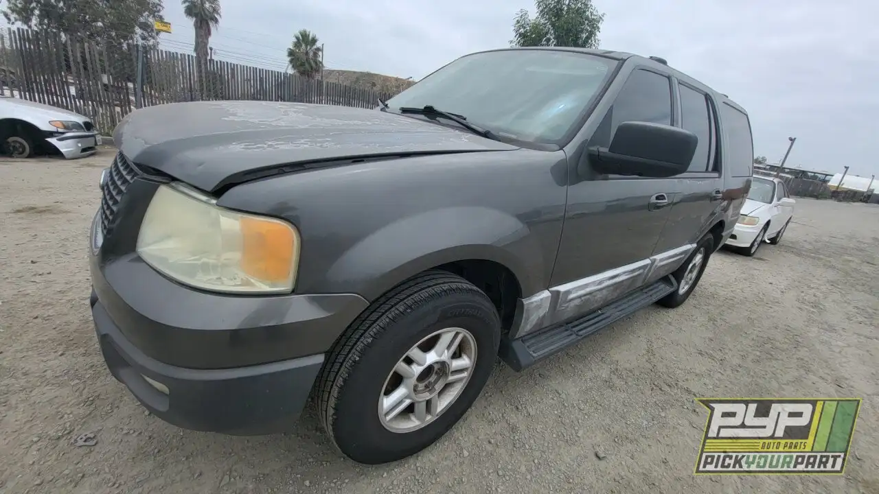 Photo of 2004 Ford Expedition