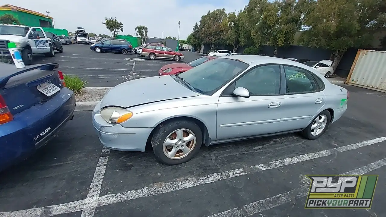 Photo of 2003 Ford Taurus