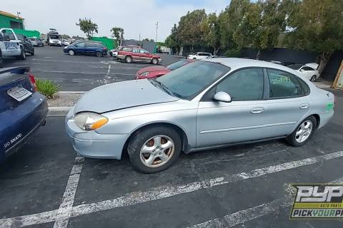 Photo of 2003 Ford Taurus