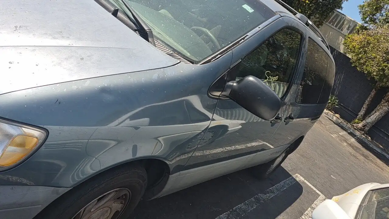 Photo of 2000 Toyota Sienna