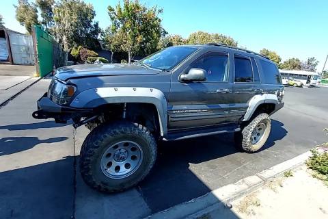 Photo of 2004 Jeep Grand Cherokee