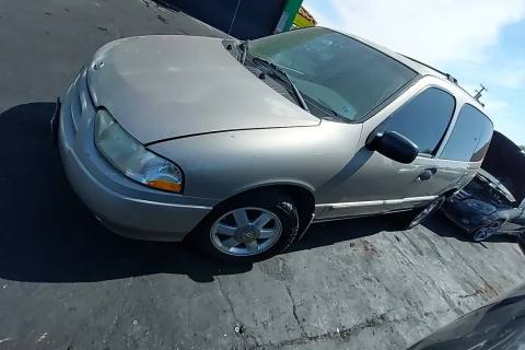 Photo of 2002 Nissan Quest
