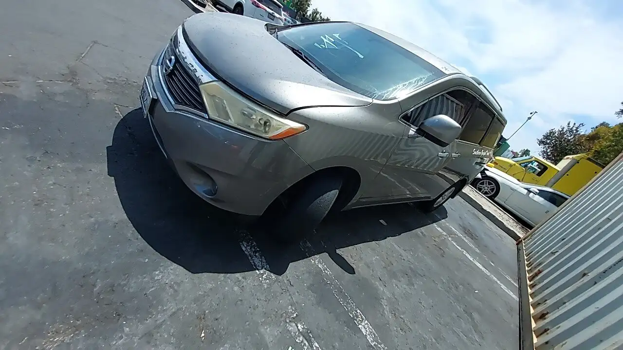 Photo of 2012 Nissan Quest