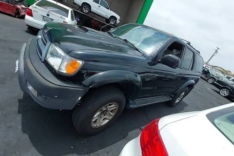 Photo of 2000 Toyota 4Runner