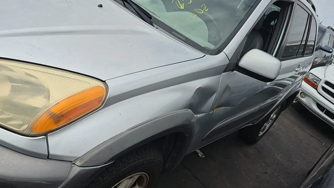 Photo of 2001 Toyota Rav4