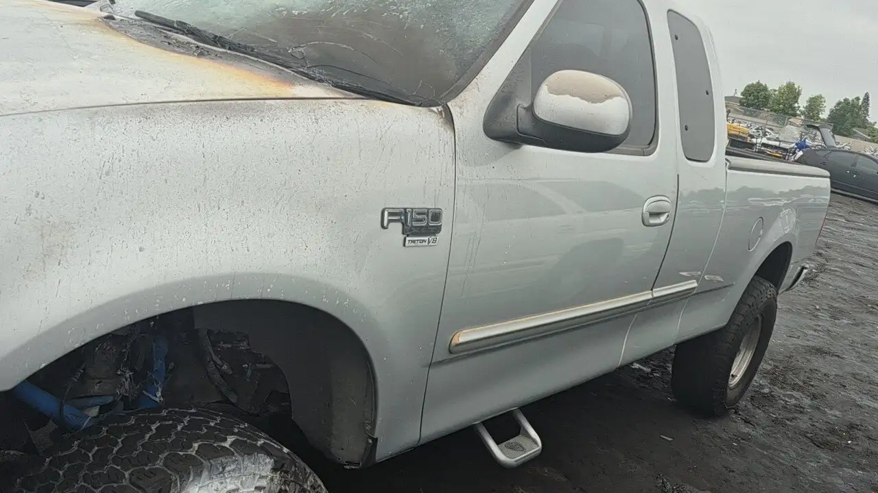 Photo of 2000 Ford F-150