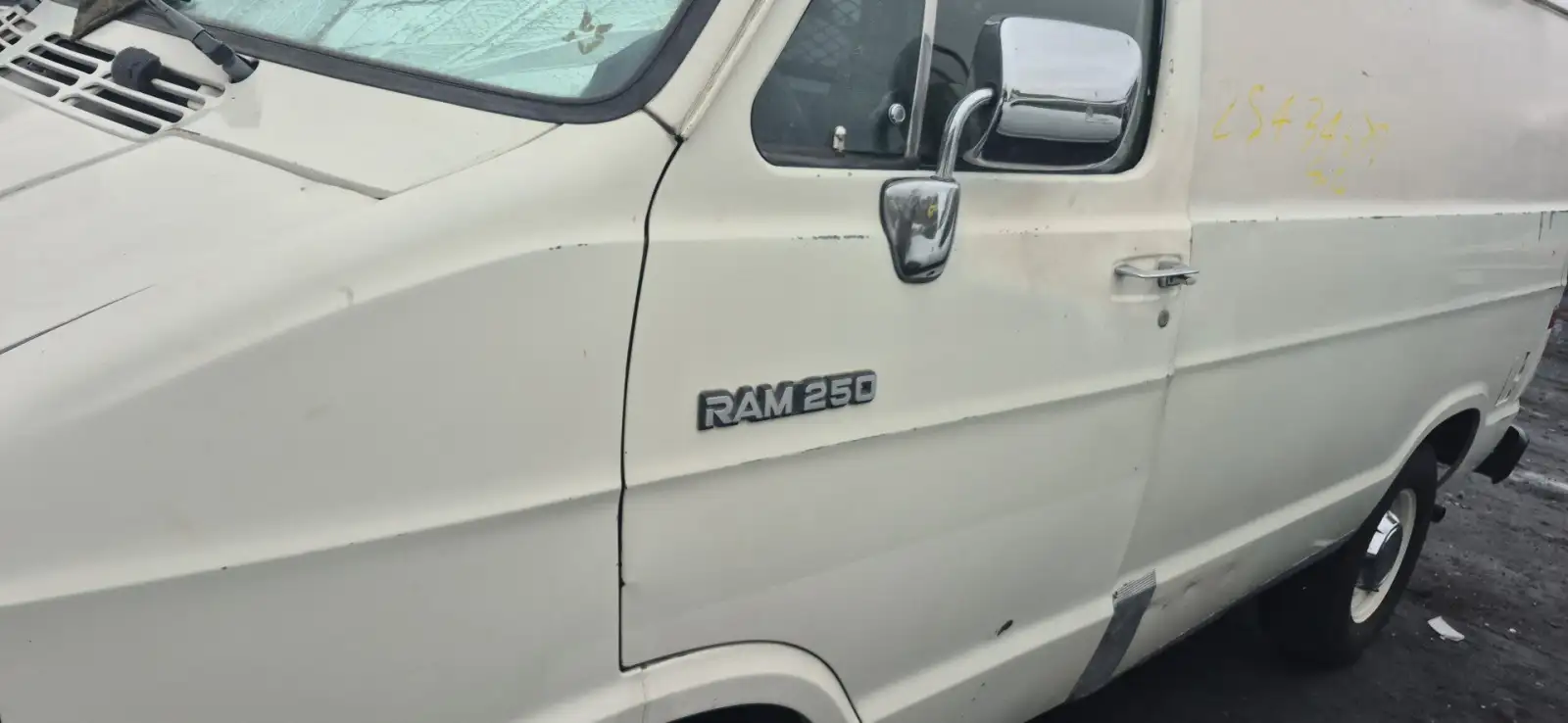Photo of 1991 Dodge B250