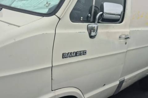 Photo of 1991 Dodge B250
