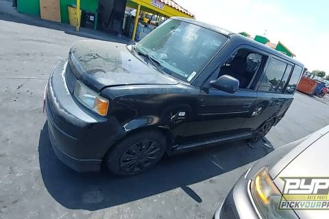 Photo of 2004 Scion Xb